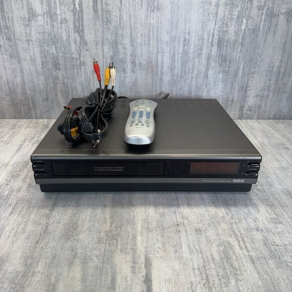 RCA Performance Series VR-505 VHS VCR Player Recorder *TESTED With Remote - Picture 1 of 11